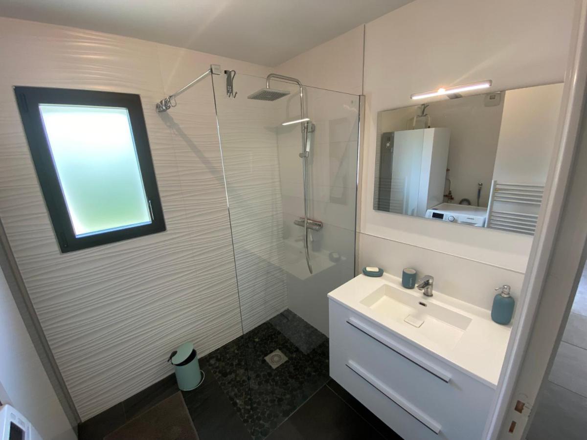 2 Maisons De Vacances Sittelles Lodge Конкарно Екстериор снимка