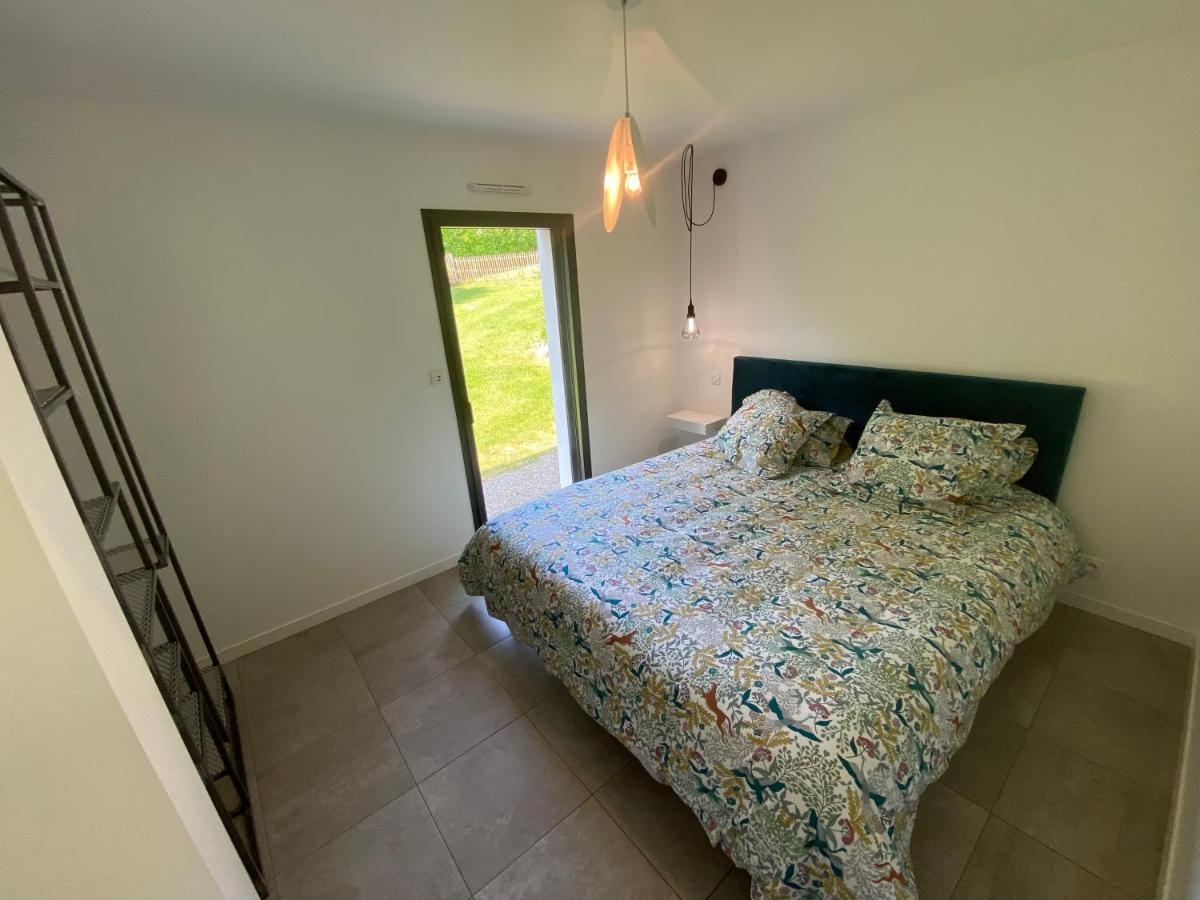 2 Maisons De Vacances Sittelles Lodge Конкарно Екстериор снимка
